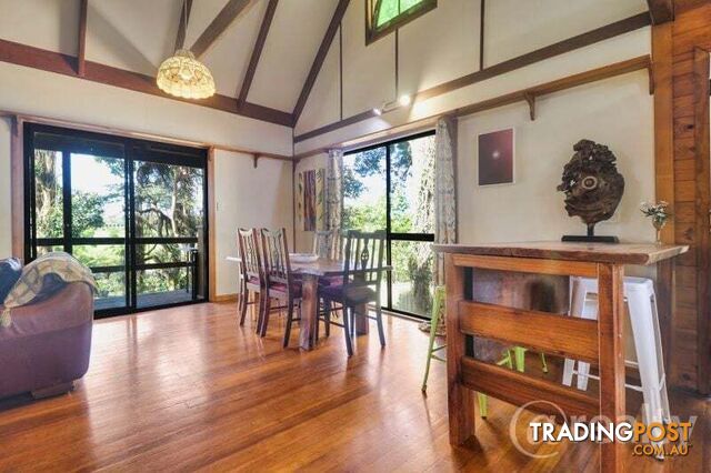 59 Tamarind Street Maleny QLD 4552 - photo 2 of 15