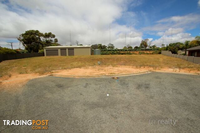 8 Wilton Court Waikerie SA 5330