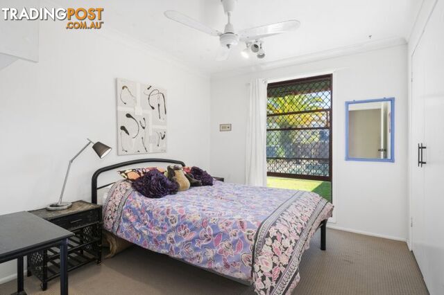 1 Mackay Close Sorrento QLD 4217