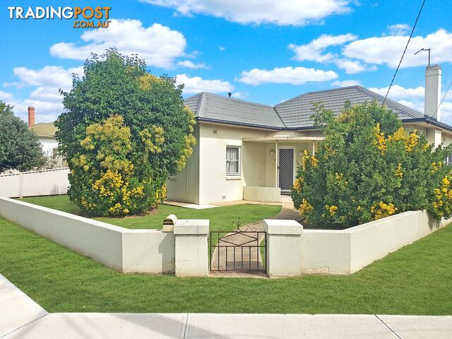 68 Morrisset Street Bathurst NSW 2795