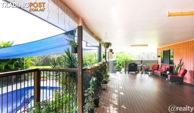 198 Cunningham Road Goomboorian QLD 4570