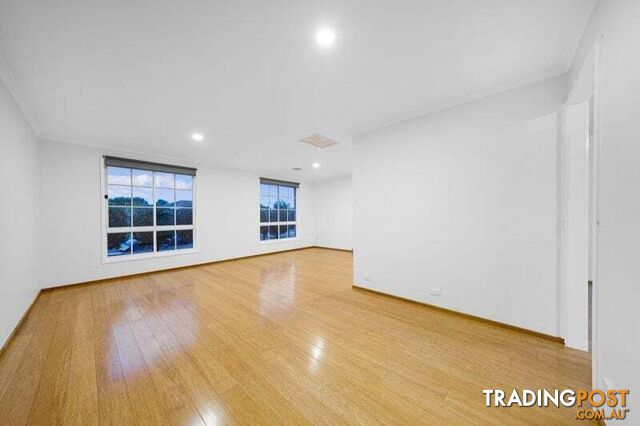 39 Banksia Crescent Hoppers Crossing VIC 3029 - photo 4 of 18