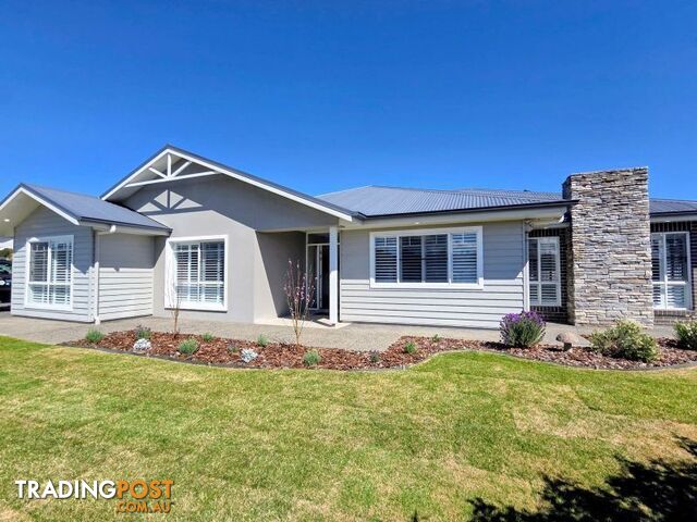 8 Estelle Street Highfields QLD 4352