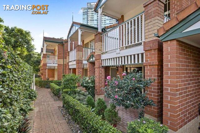 8 53 Bauer Street Southport QLD 4215