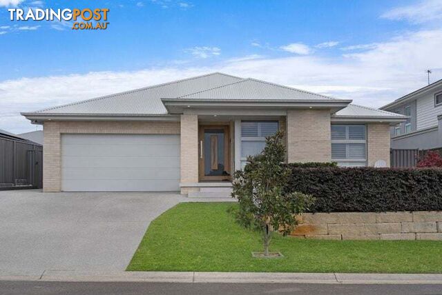 6 Lawrence Avenue Wyee NSW 2259