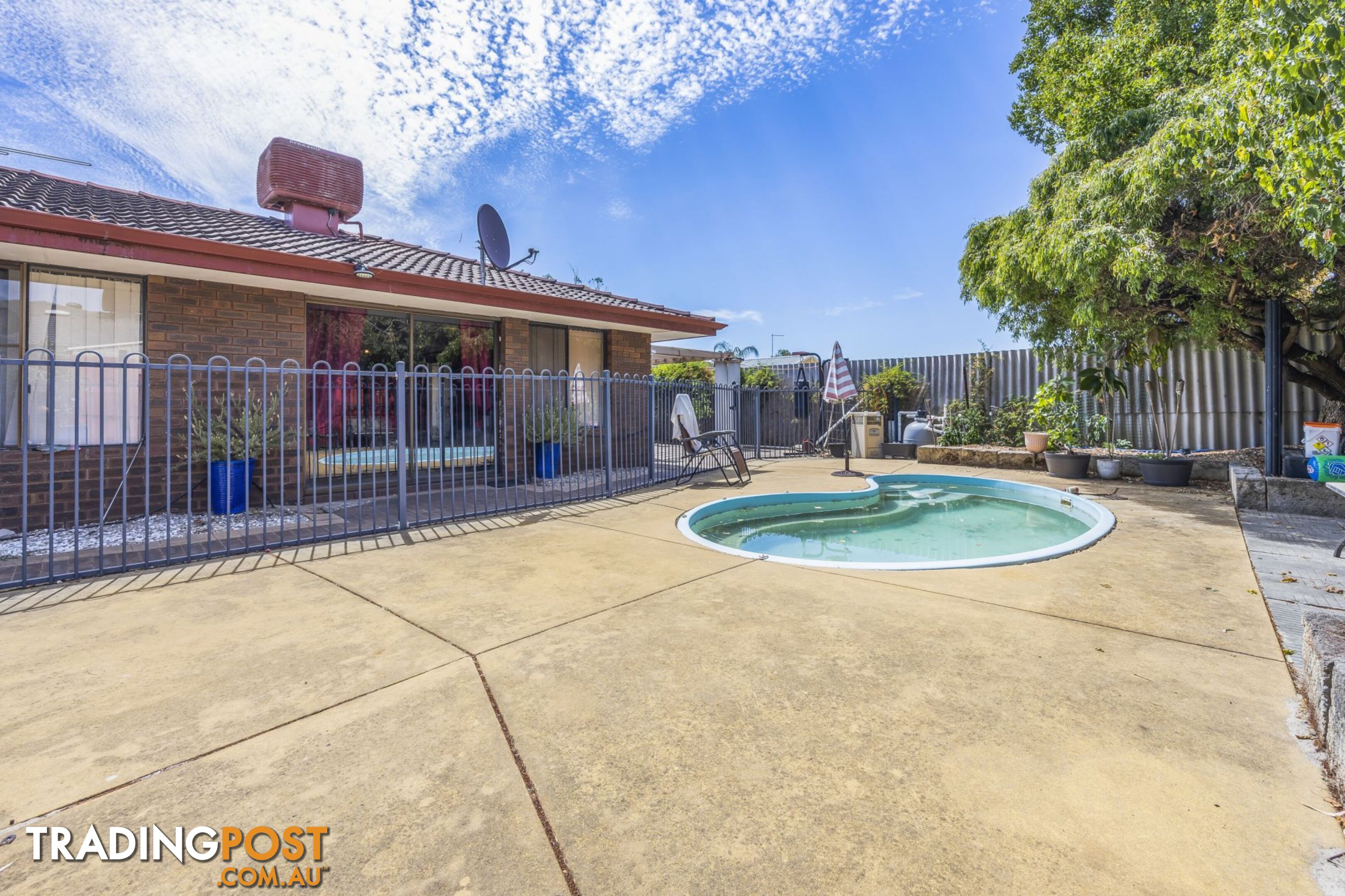 6 Fisher Street Forrestdale WA 6112