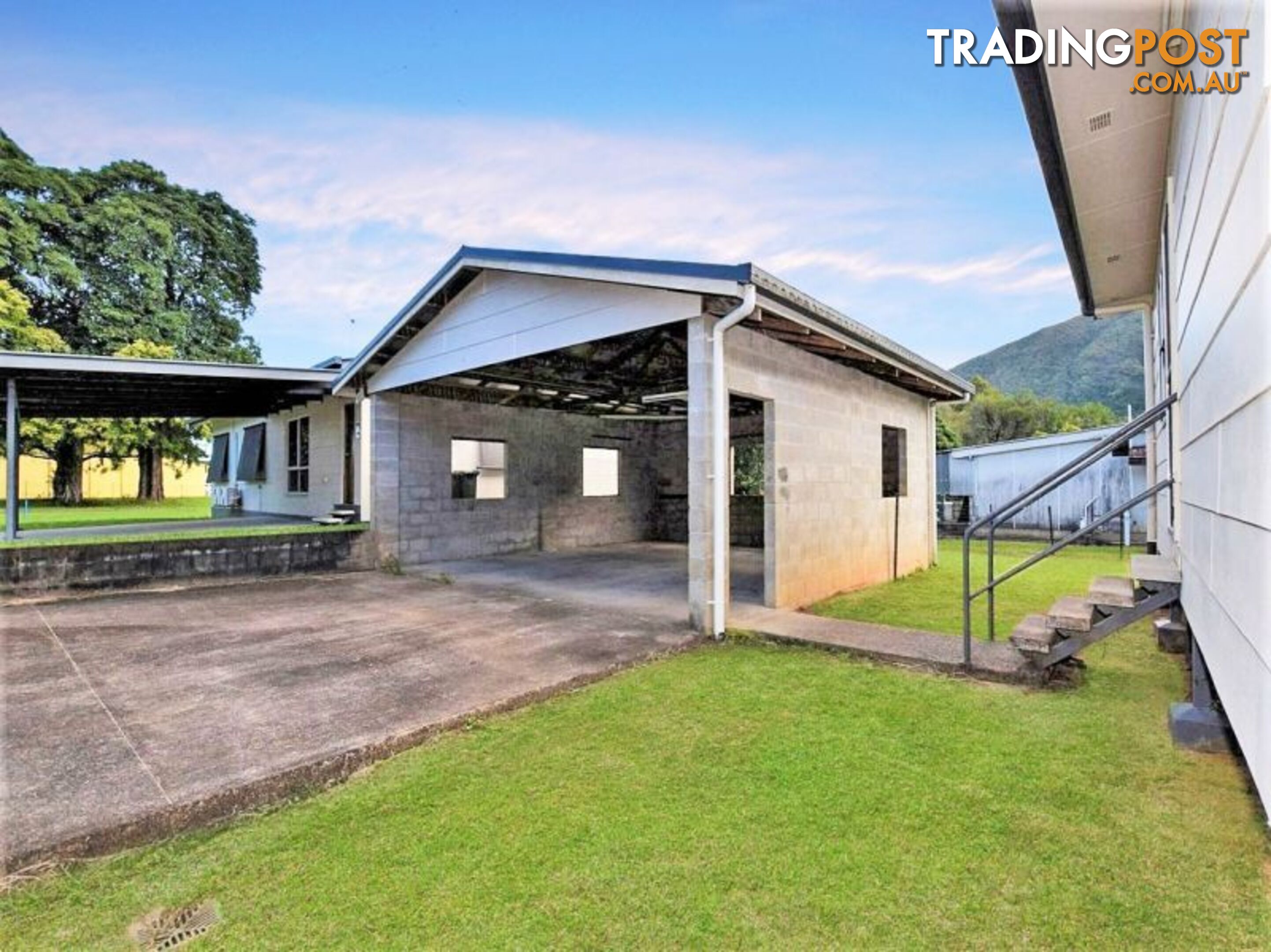 27 Trower Street Tully QLD 4854
