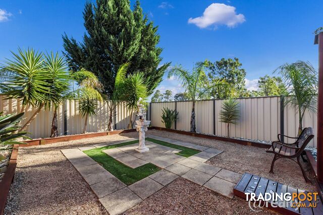 14 Granite Way Delahey VIC 3037