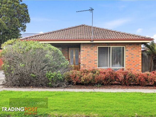 2 39 Peart Street Leongatha VIC 3953