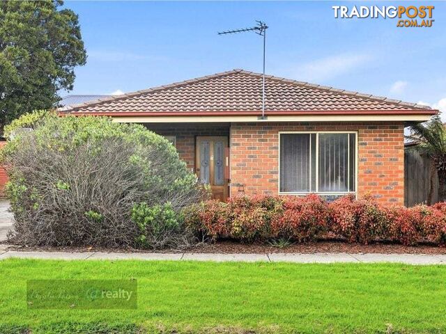 2 39 Peart Street Leongatha VIC 3953