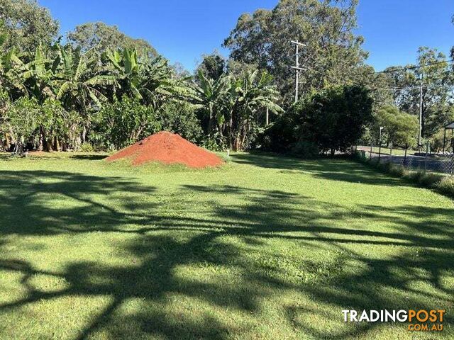 25 Blue Waters Crescent Macleay Island QLD 4184