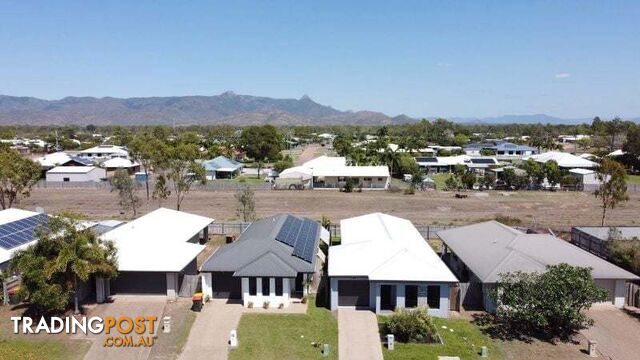 25 Yass Circuit Kelso QLD 4815