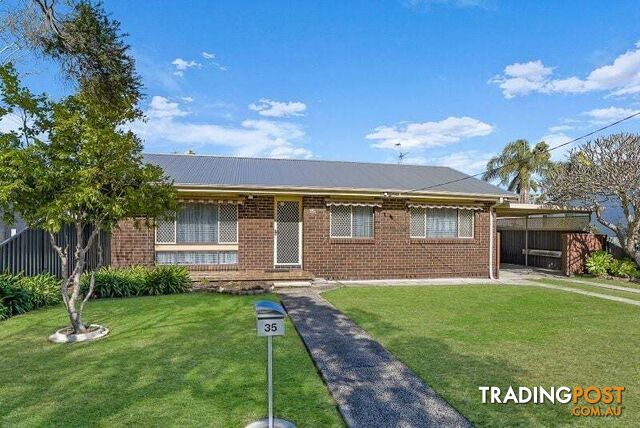35 Narambi Road Buff Point NSW 2262