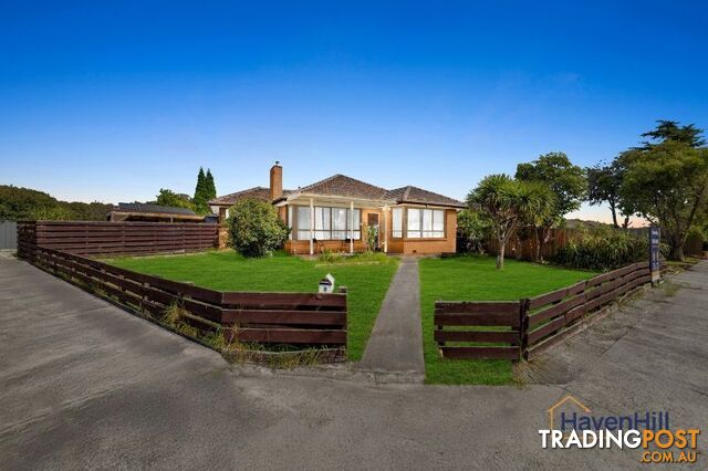 8 Mollison Street Dandenong North VIC 3175