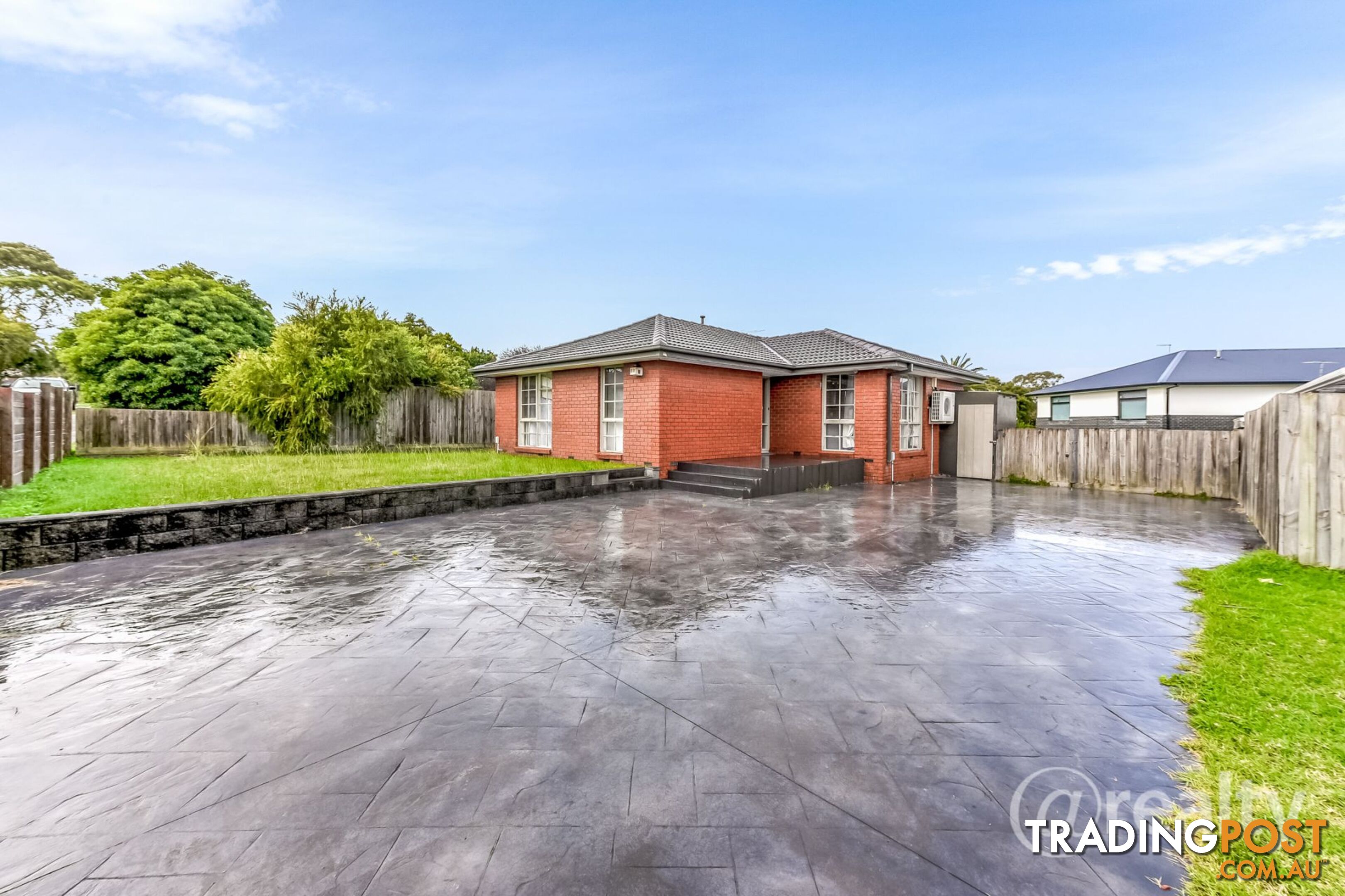 24 Rossiter Avenue Endeavour Hills VIC 3802