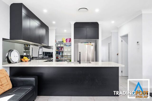 21 Mulholland Avenue Campbelltown NSW 2560 - photo 3 of 15