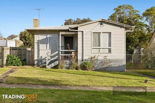 8 Parr Street Leongatha VIC 3953