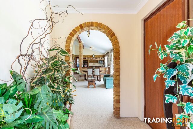 8 McCormack Place Maida Vale WA 6057