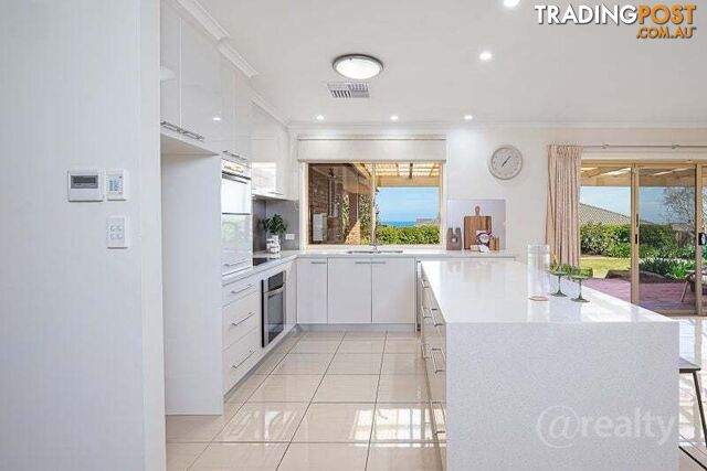 8 Genoa Court Hallett Cove SA 5158 - photo 2 of 29