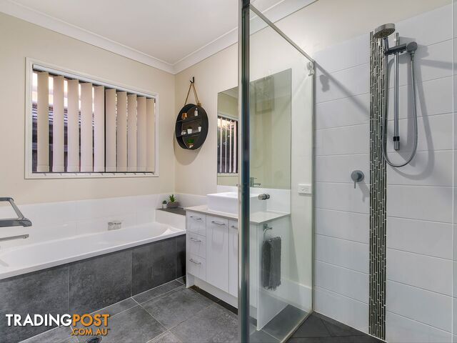 45 Carey Street Warner QLD 4500