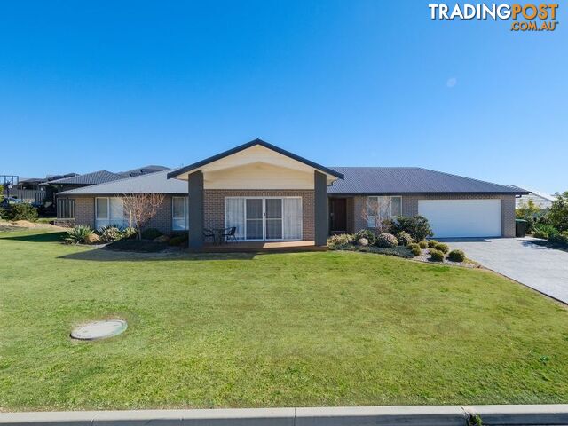 25 Traminer Drive North Tamworth NSW 2340