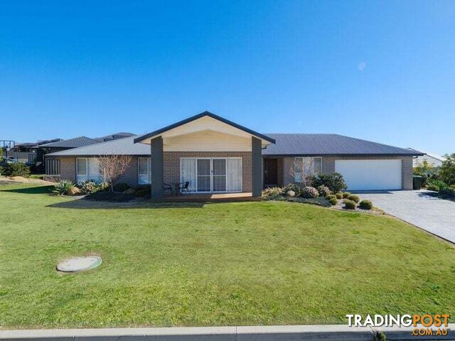 25 Traminer Drive North Tamworth NSW 2340
