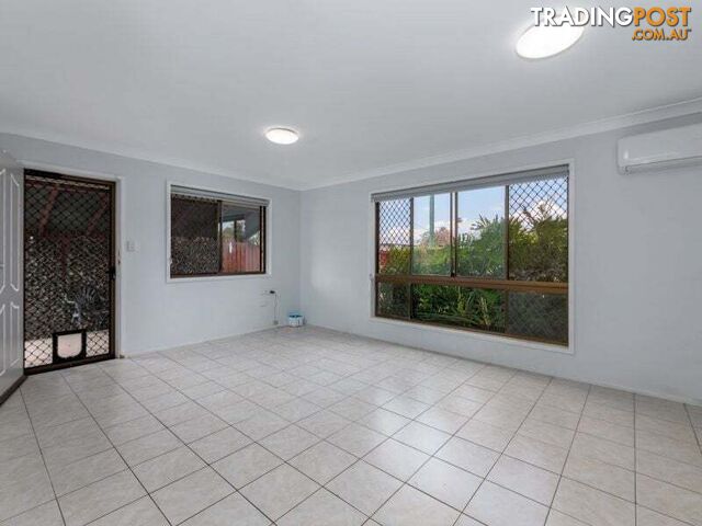 33A Duncraigen Street Norville QLD 4670 - photo 4 of 22