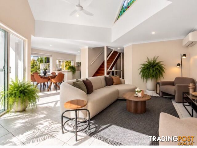 2 13 Tropic Lodge Place Korora NSW 2450
