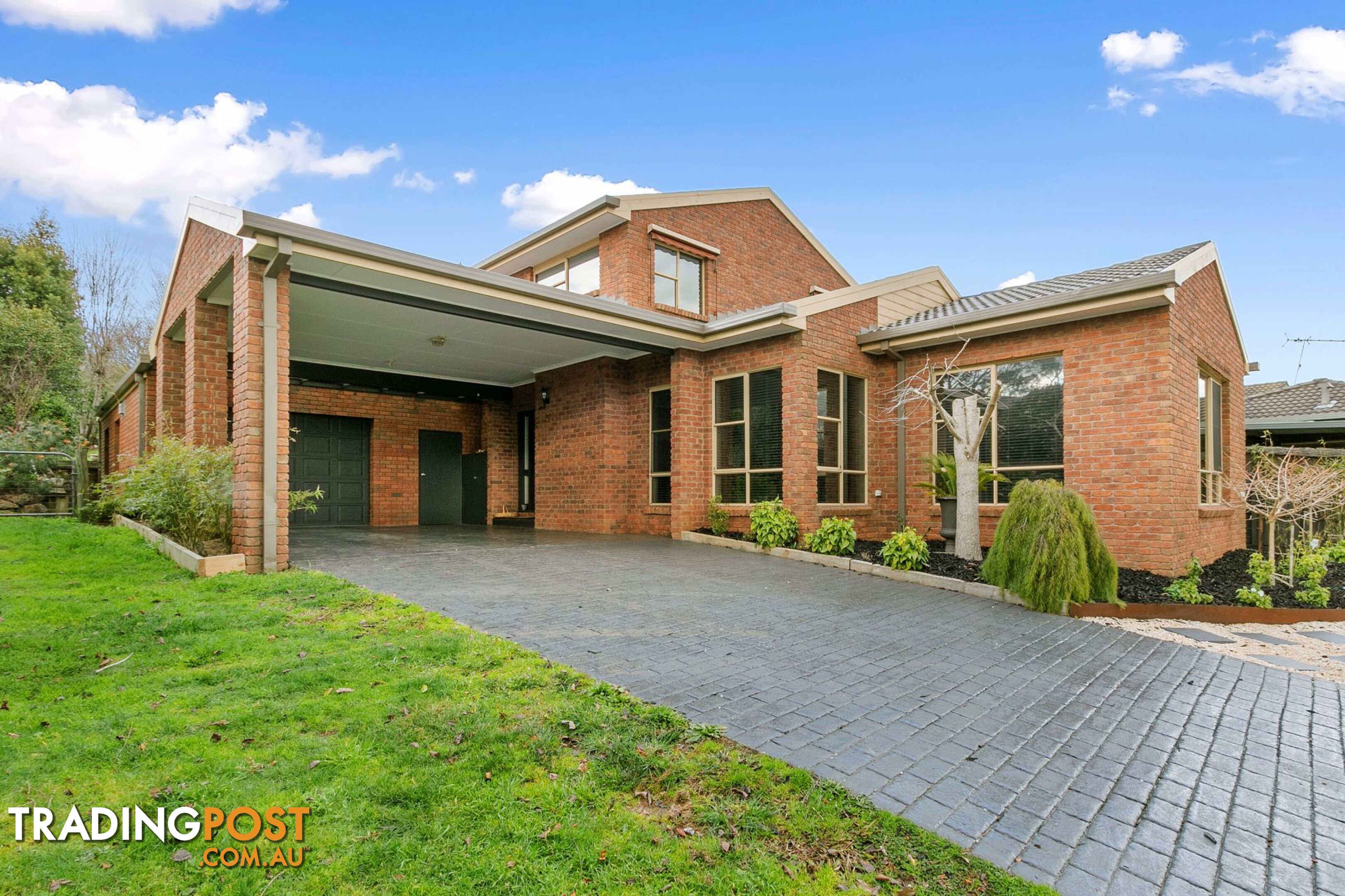 8 Elska Court Warragul VIC 3820