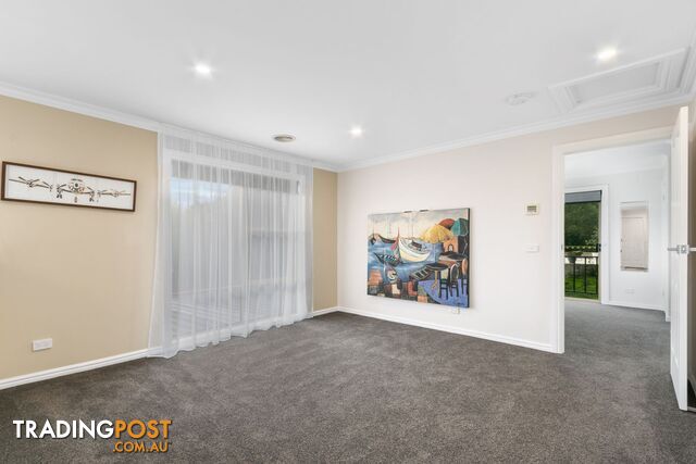 8 Elska Court Warragul VIC 3820