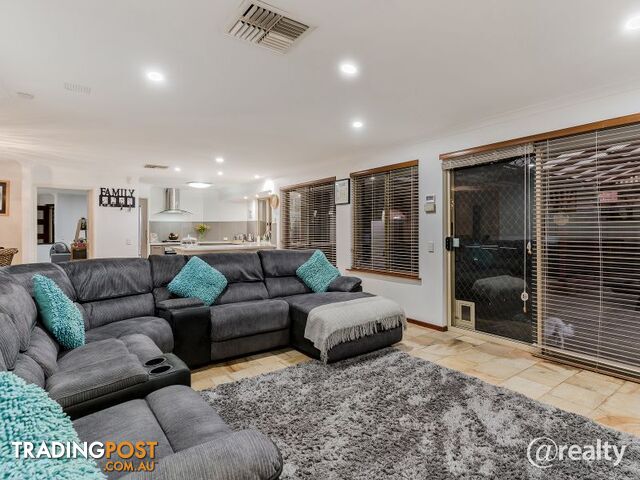 1 Terracina Walk Secret Harbour WA 6173