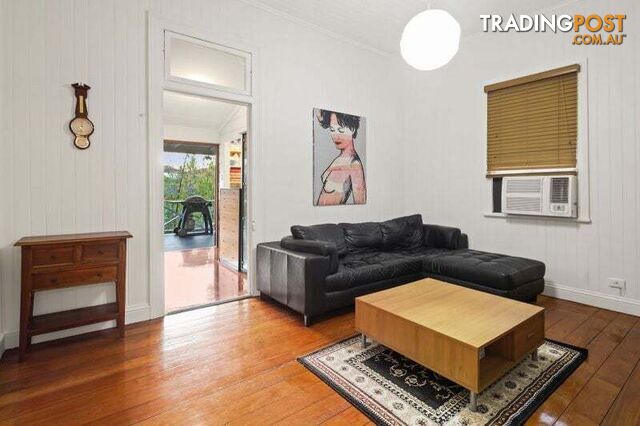 8 Stanley Street Indooroopilly QLD 4068 - photo 2 of 19