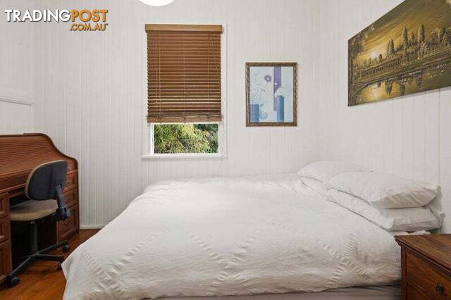 8 Stanley Street Indooroopilly QLD 4068 - photo 5 of 19