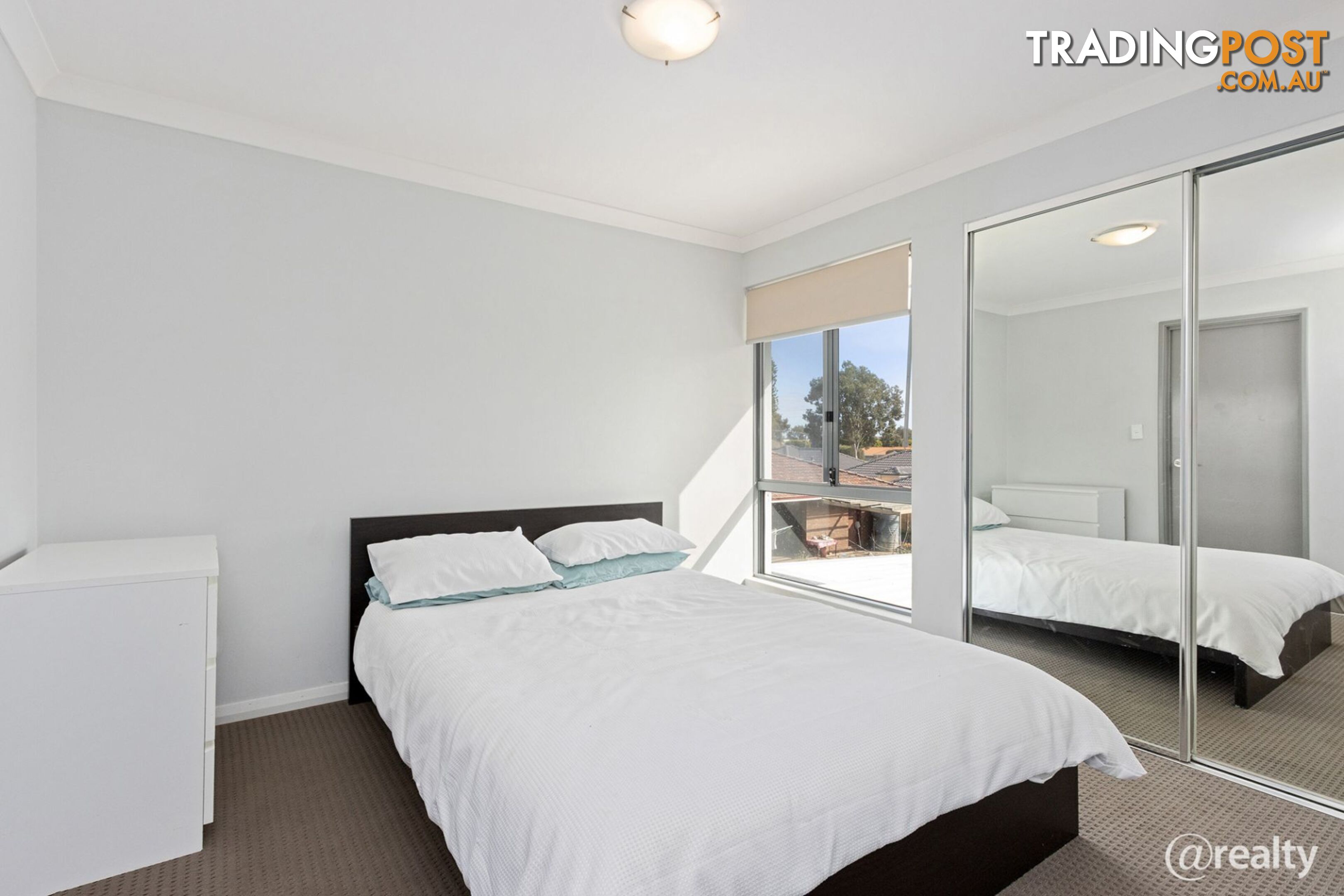 10 27 Cope Street Midland WA 6056