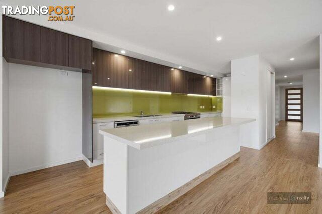 101 Parr Street Leongatha VIC 3953 - photo 5 of 35