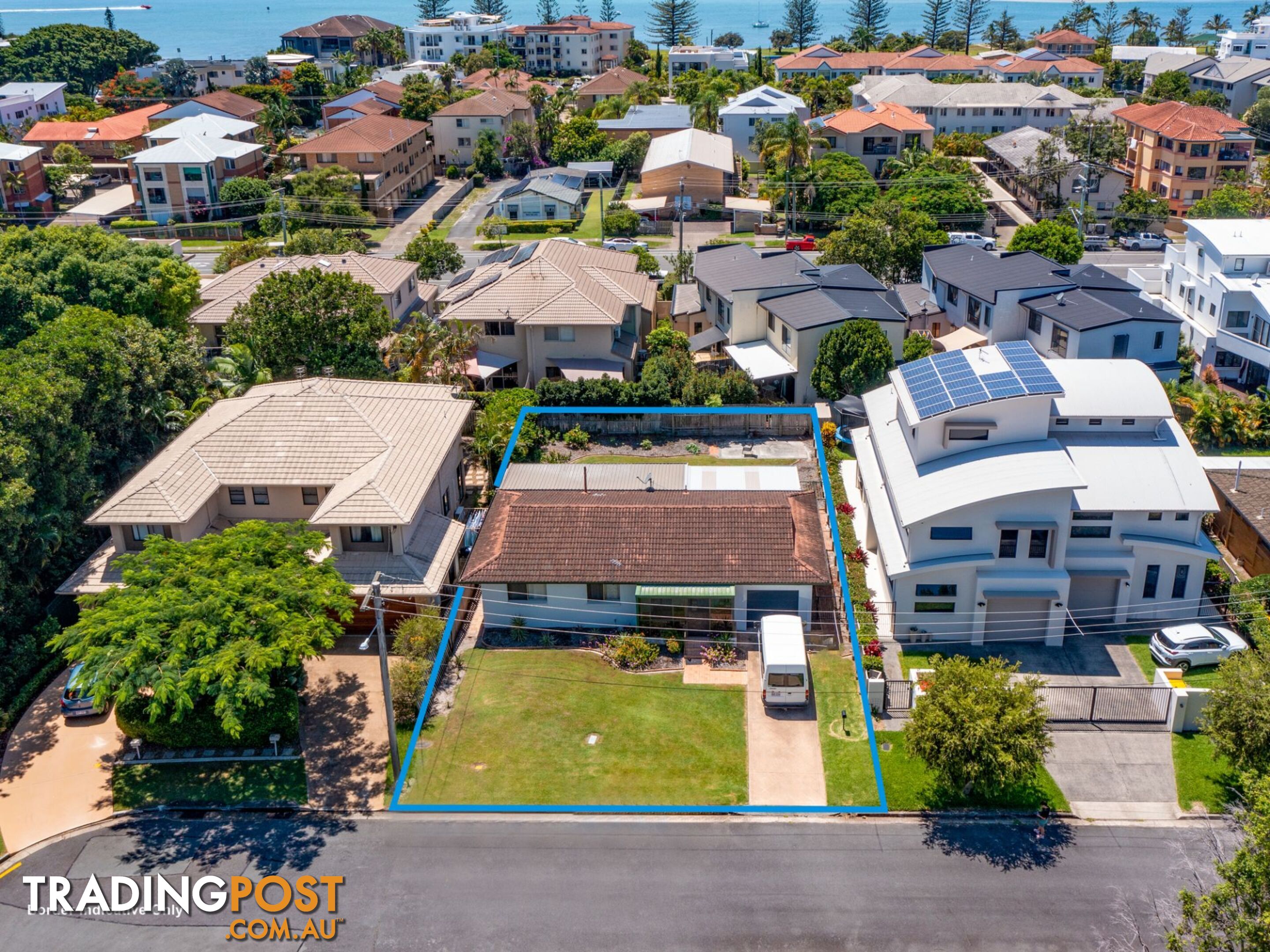 18 Lee Road Runaway Bay QLD 4216