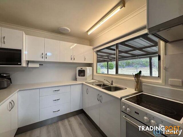 173 Carbeen Crescent Nanango QLD 4615