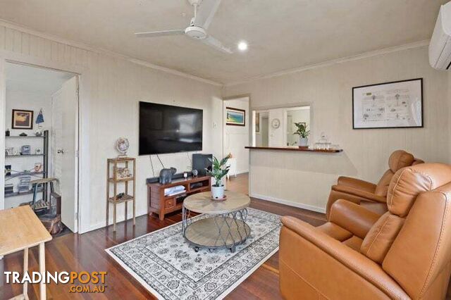8 Graffunder Street South Mackay QLD 4740 - photo 4 of 18