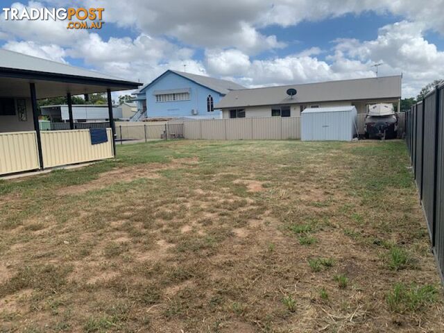 5 Colden Place Emerald QLD 4720