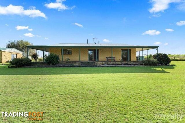 200 Philip Drive Teddington QLD 4650