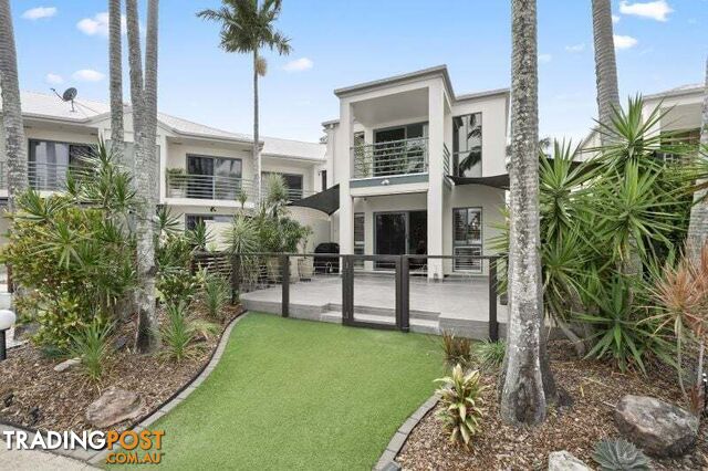 44 3 Lee Road Runaway Bay QLD 4216 - photo 5 of 35