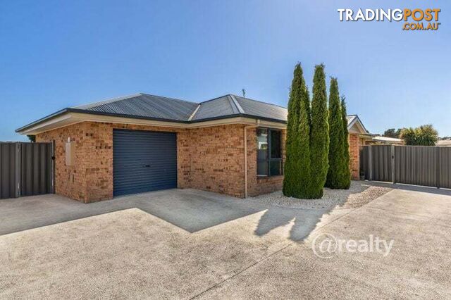 2 149 Inglis Street Wynyard TAS 7325