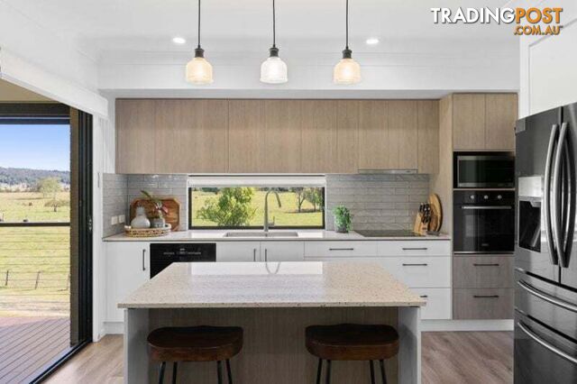 20 Charlton Avenue South Lismore NSW 2480 - photo 5 of 35