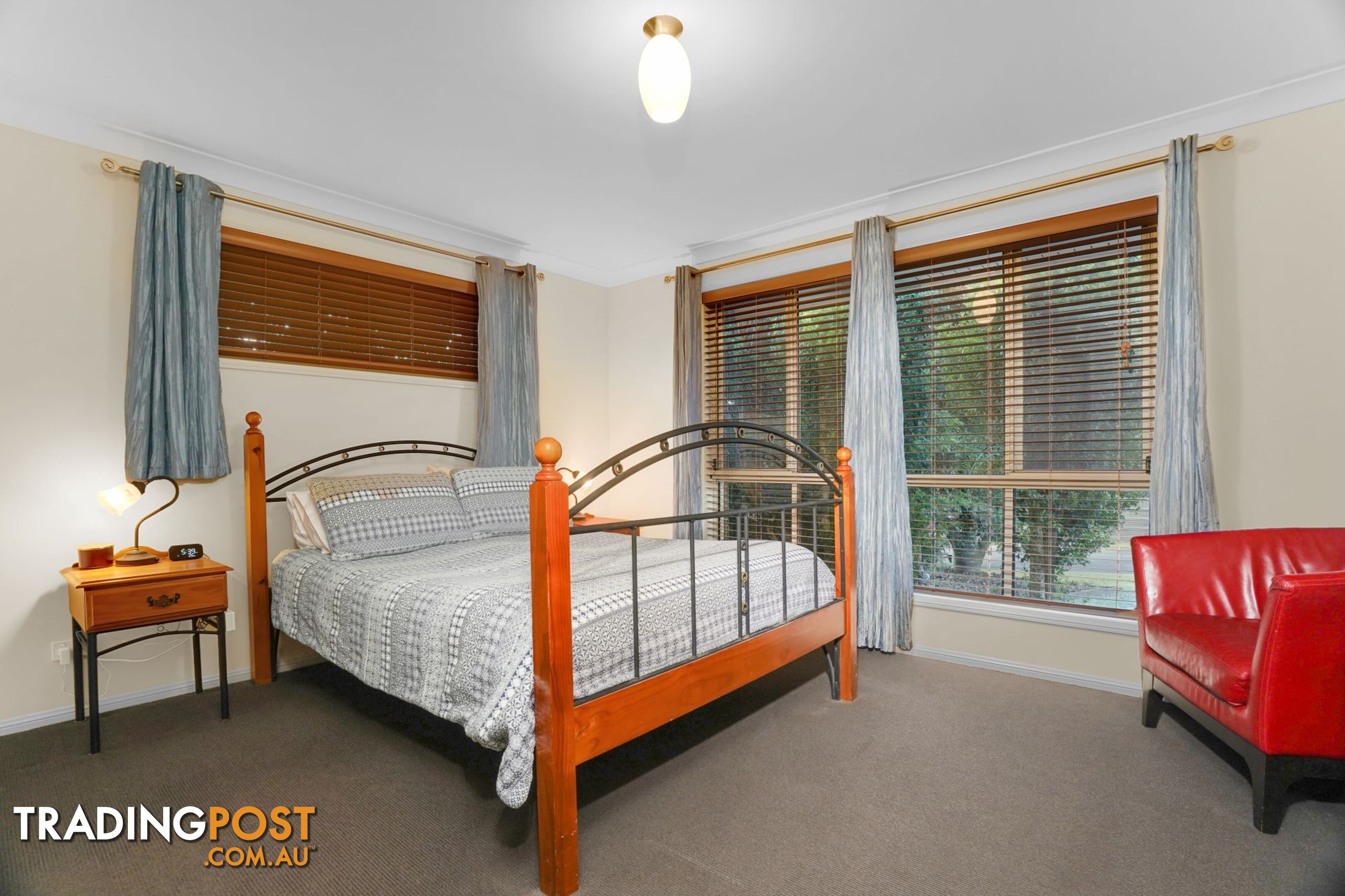 4 Stone Brook Court Cashmere QLD 4500