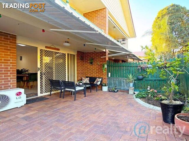 7 122 King Street Caboolture QLD 4510 - photo 2 of 10