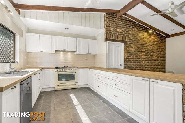 4 Gadgarra Close Edmonton QLD 4869