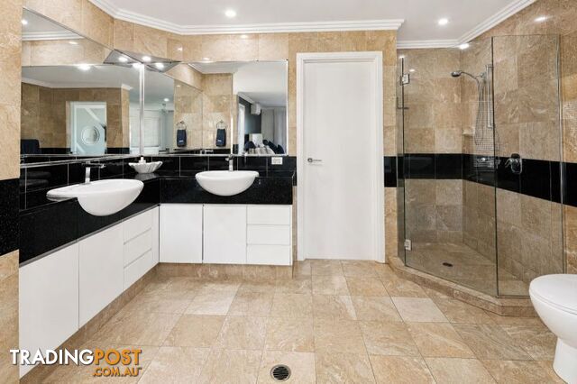 26 Raby Bay Boulevard Raby Bay QLD 4163 - photo 4 of 25