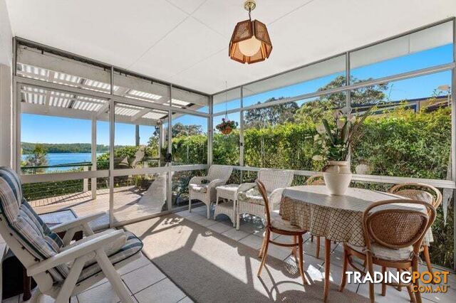 37 Dorothy Drive Narooma NSW 2546 - photo 5 of 23