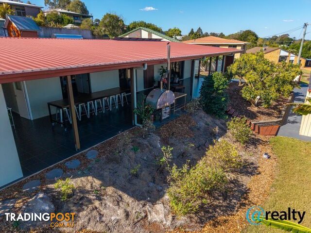 5 Vernor Place Kingaroy QLD 4610 - photo 2 of 35