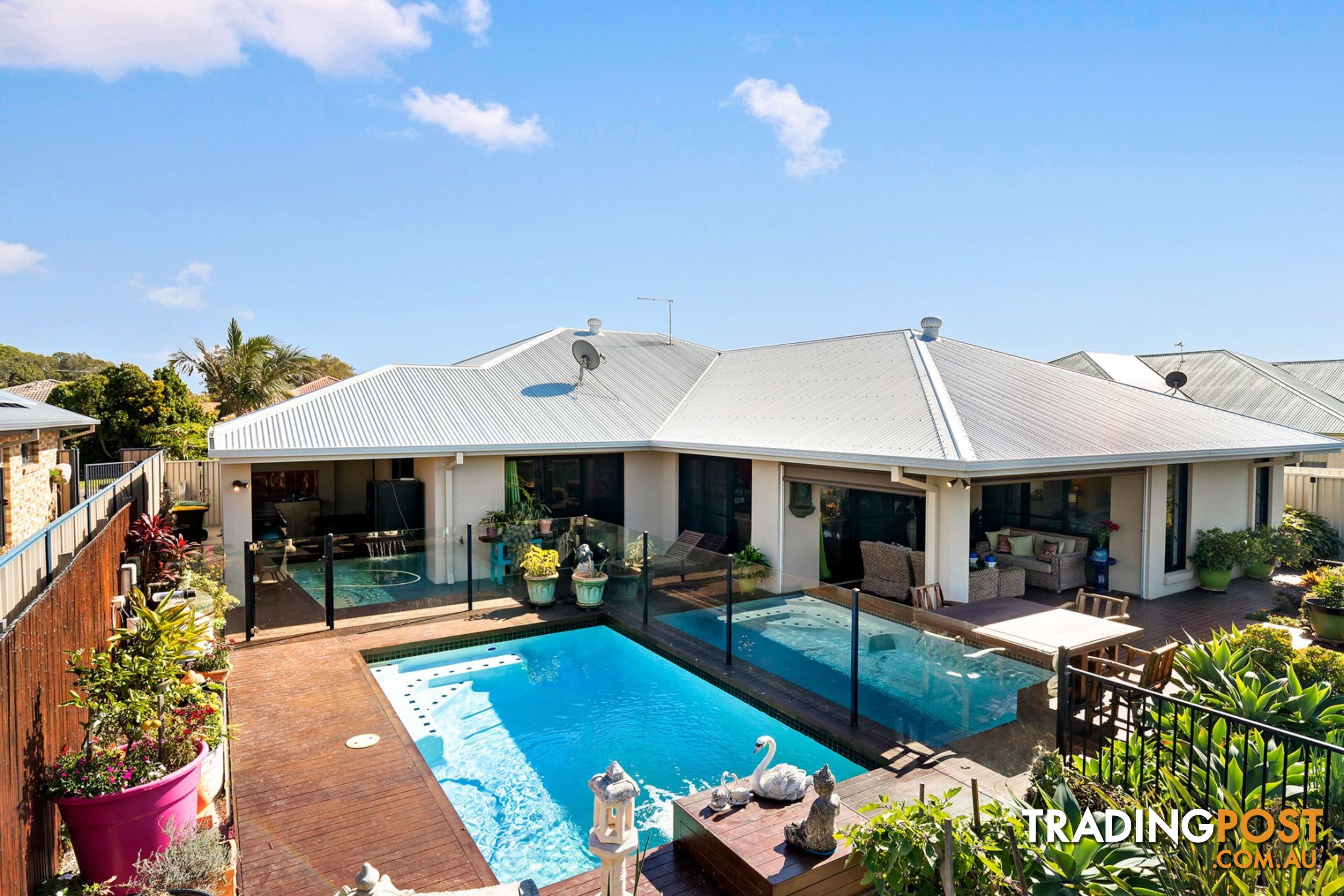 16 Apollo Crescent Beachmere QLD 4510